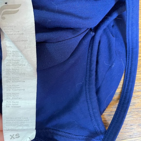 Fabletics navy blue workout tank top - Picture 3 of 3